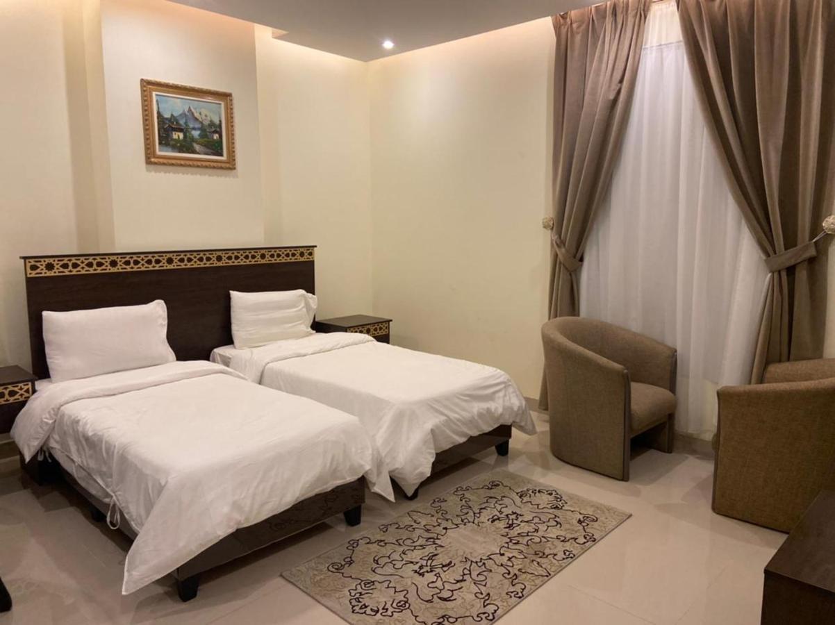 Al Safiah Hotel Medina Bagian luar foto